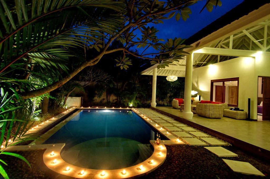 סמיניאק Villa Camelia מראה חיצוני תמונה