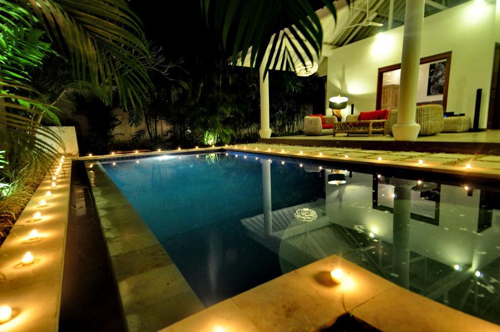 סמיניאק Villa Camelia מראה חיצוני תמונה